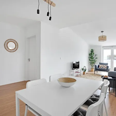 One Bedroom Apt In Almada With River View! Exterior photo