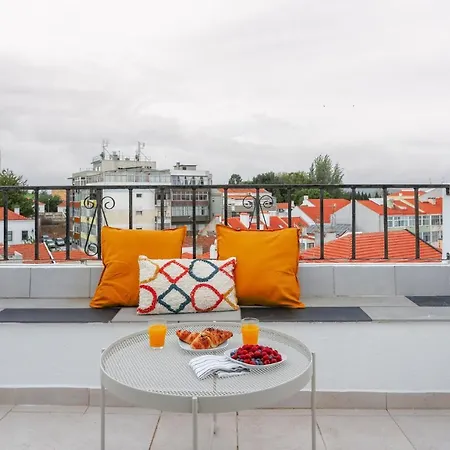 One Bedroom Apt In Almada With River View! Exterior photo